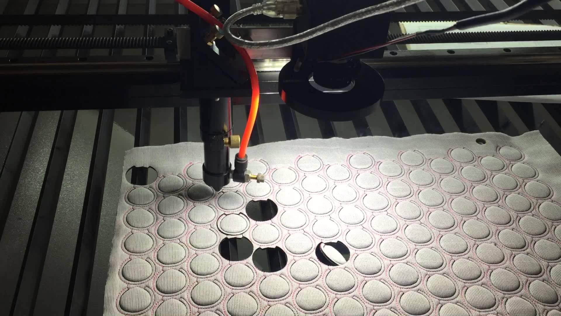 Công nghệ cắt laser bằng máy cắt laser CNC